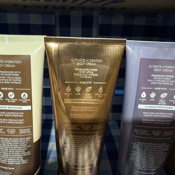 Bath & Body Works Ultimate Hydration Body Cream - Picture 2 of 2